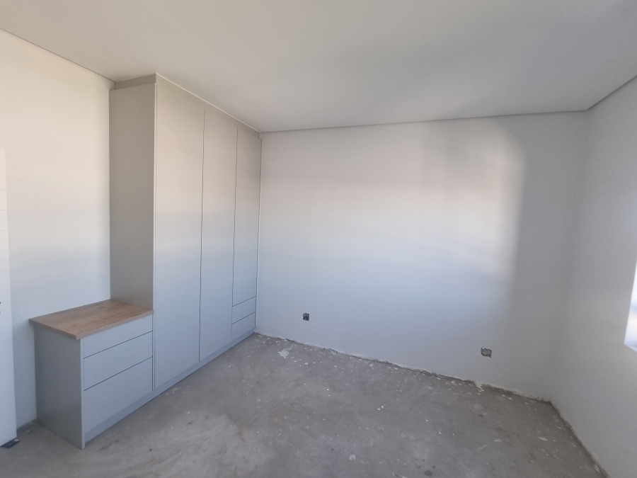 5 Bedroom Property for Sale in Sandown Western Cape
